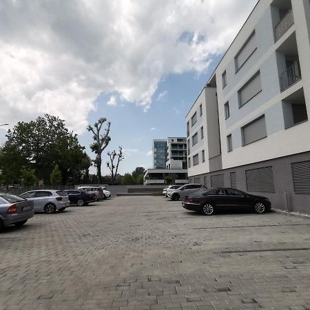 Vízpart Honvéd Apartman Balatonlelle Kültér fotó